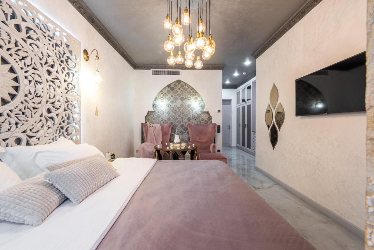 Mr Grey Boutique Hotel 敖德萨 外观 照片